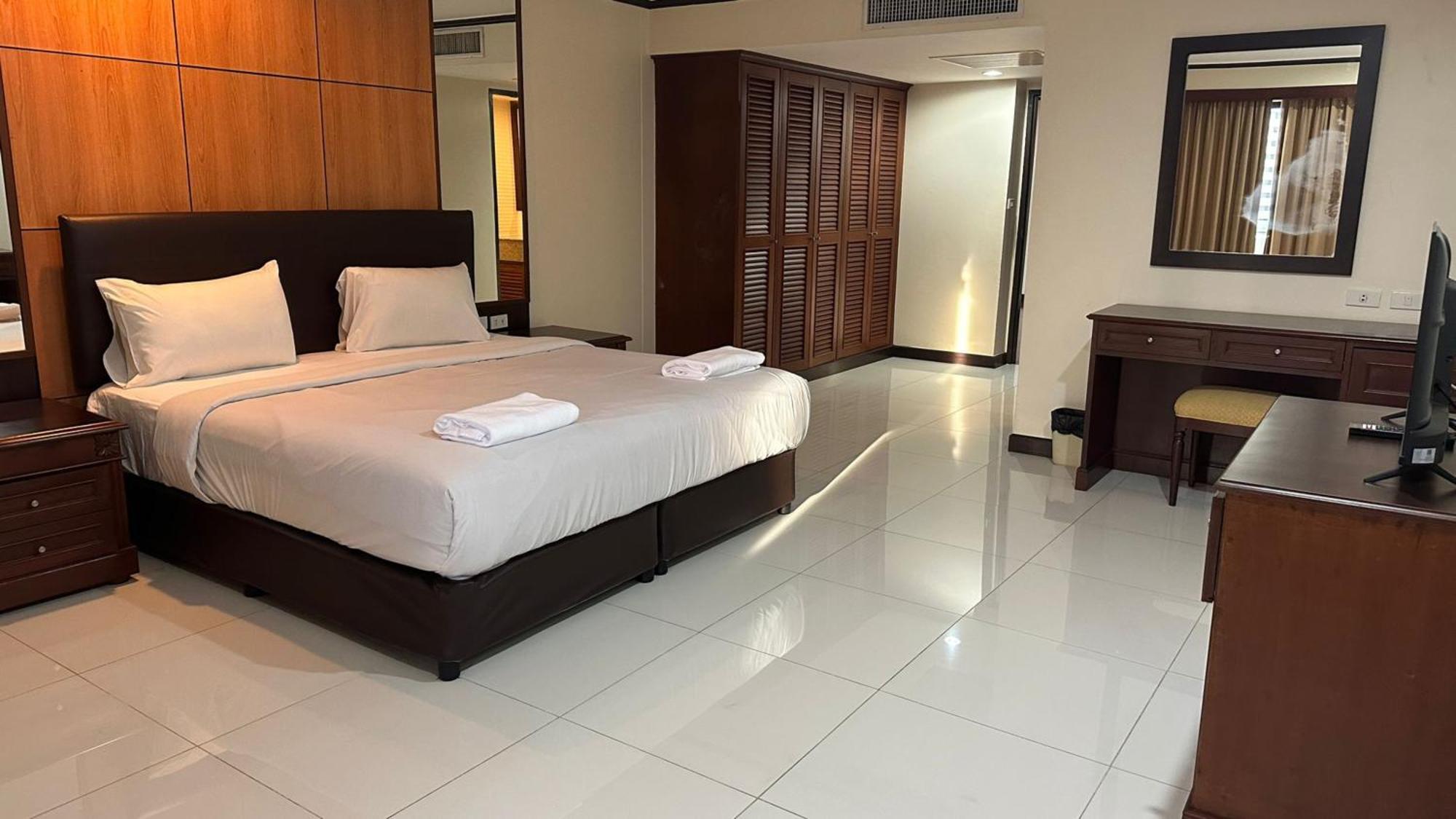 Appartement Omni Tower Sukhumvit Soi 4 Direct à Bangkok Extérieur photo