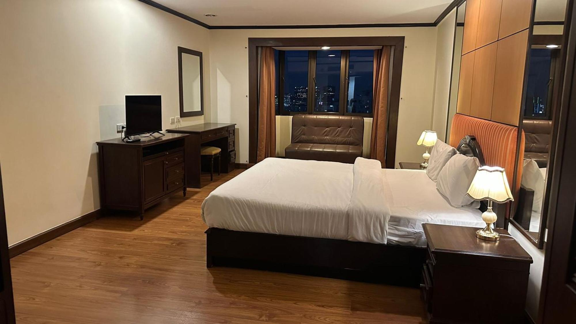 Appartement Omni Tower Sukhumvit Soi 4 Direct à Bangkok Extérieur photo