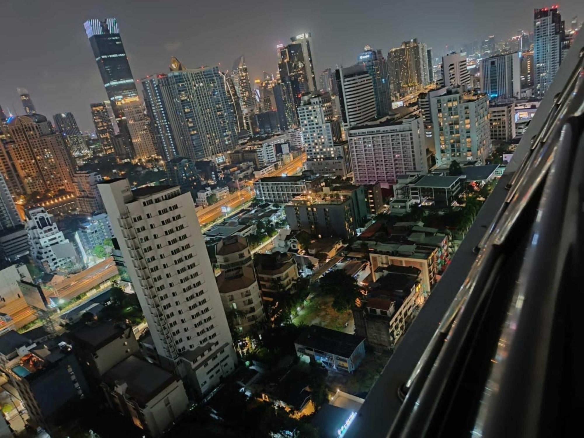 Appartement Omni Tower Sukhumvit Soi 4 Direct à Bangkok Extérieur photo