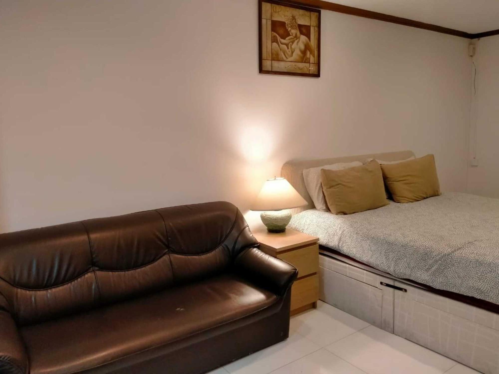 Appartement Omni Tower Sukhumvit Soi 4 Direct à Bangkok Extérieur photo