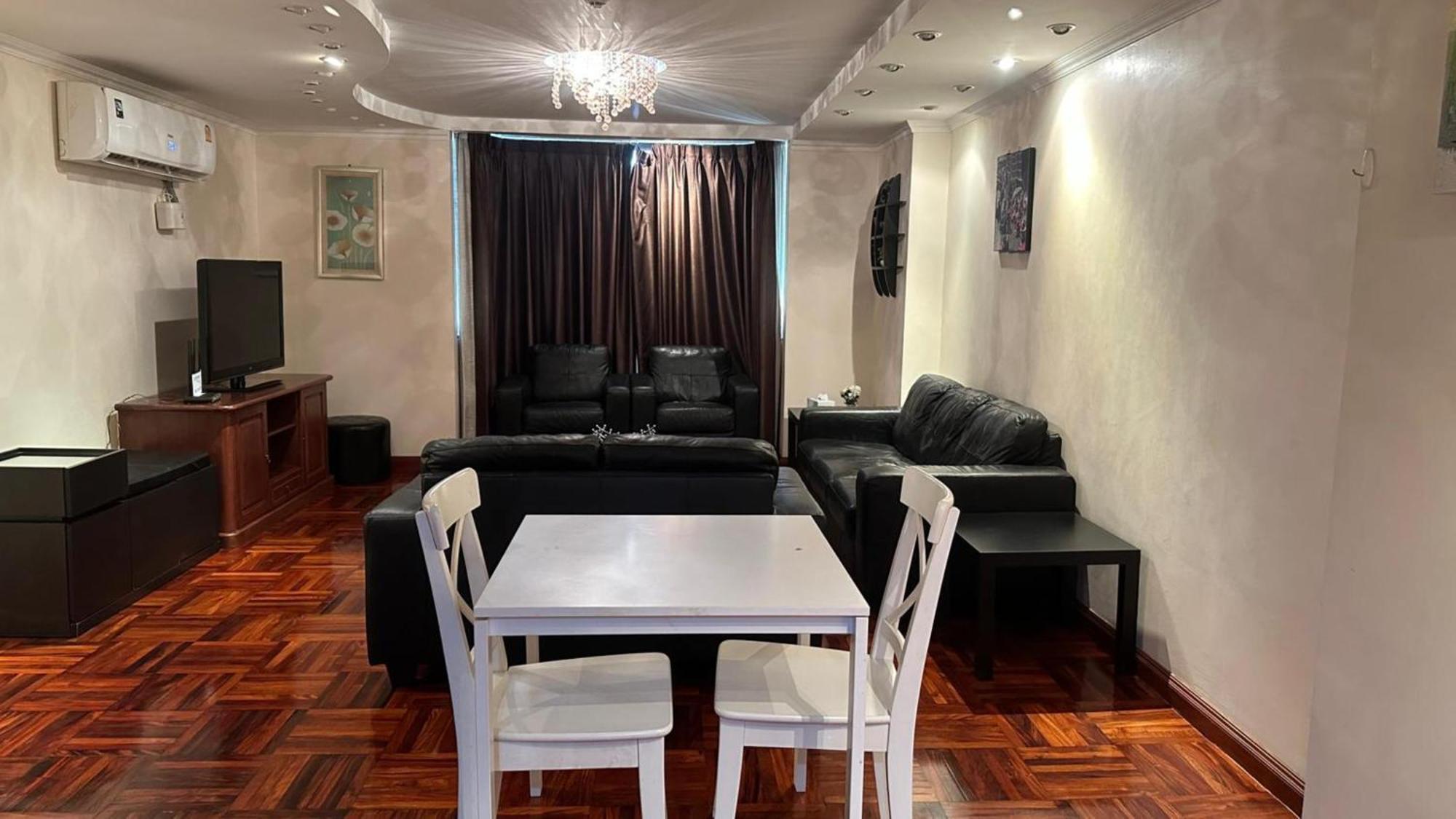Appartement Omni Tower Sukhumvit Soi 4 Direct à Bangkok Extérieur photo