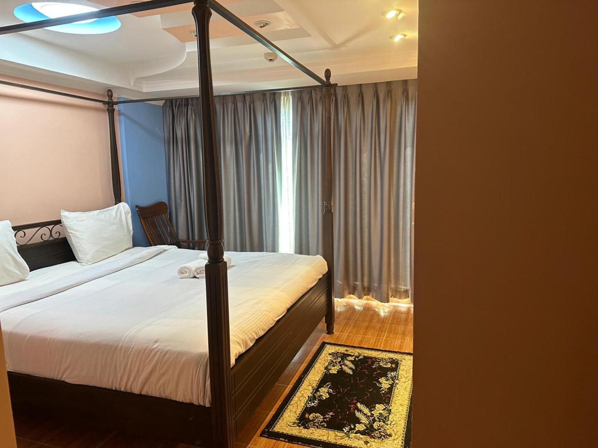 Appartement Omni Tower Sukhumvit Soi 4 Direct à Bangkok Extérieur photo