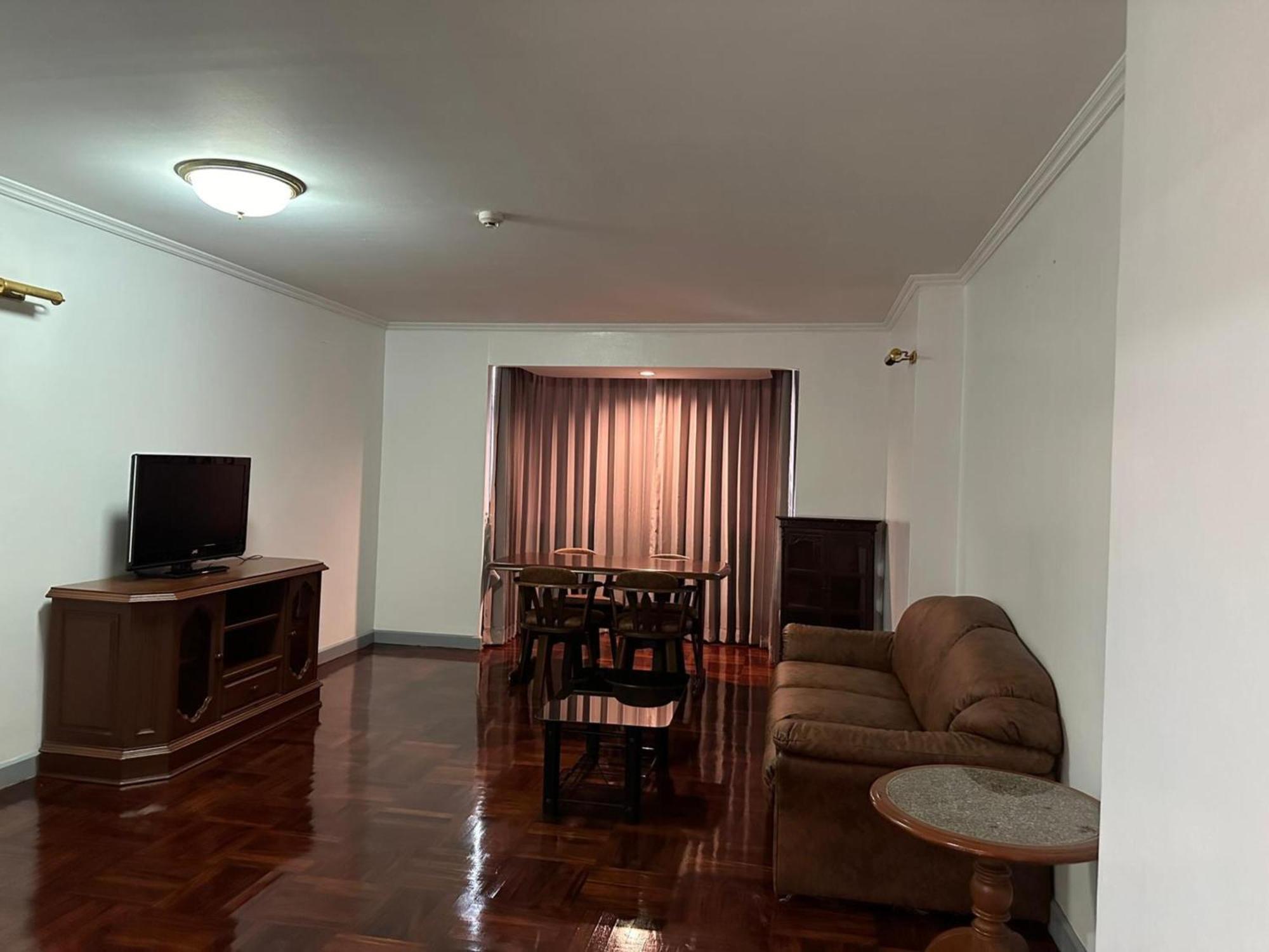 Appartement Omni Tower Sukhumvit Soi 4 Direct à Bangkok Extérieur photo