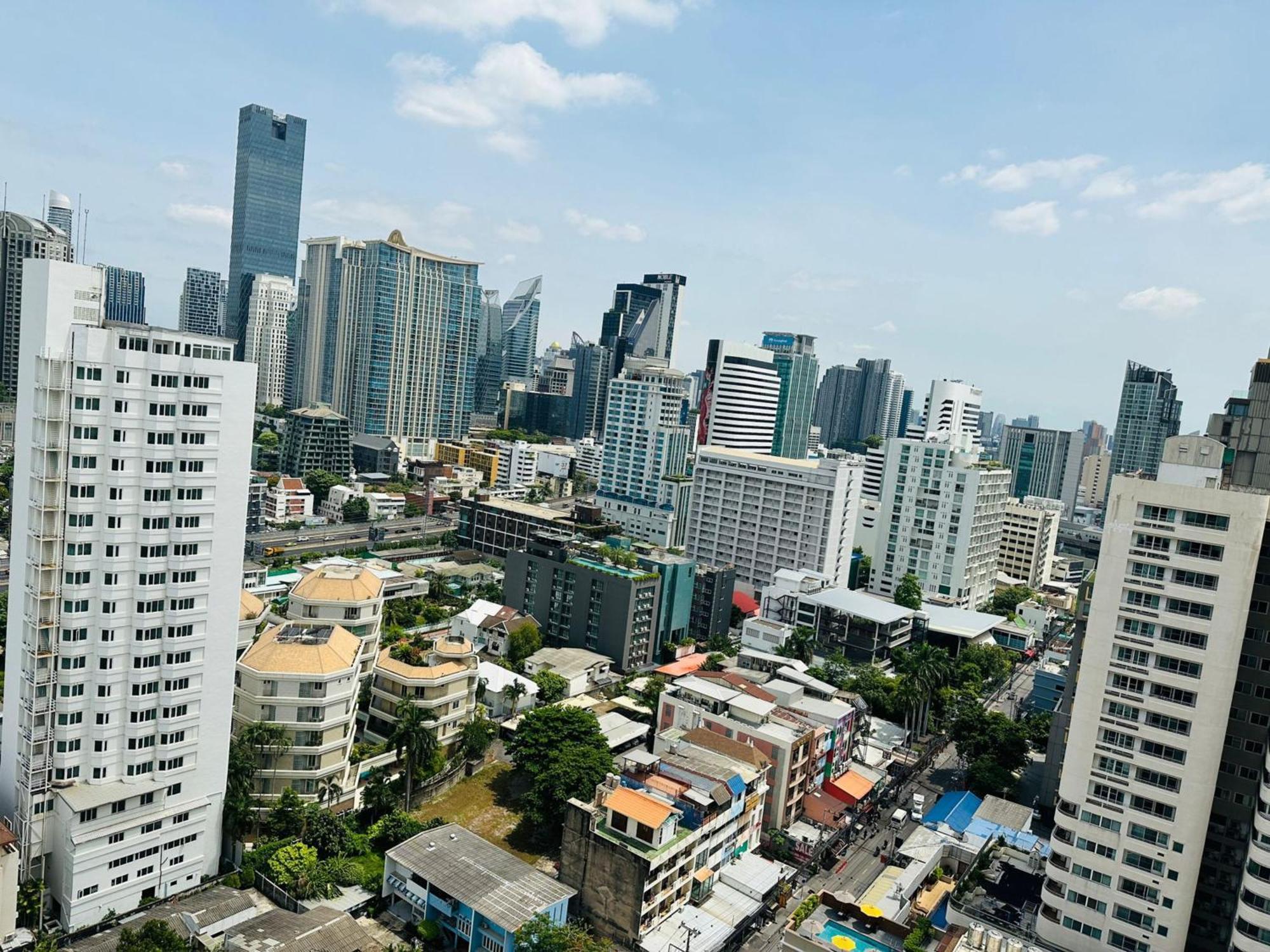 Appartement Omni Tower Sukhumvit Soi 4 Direct à Bangkok Extérieur photo